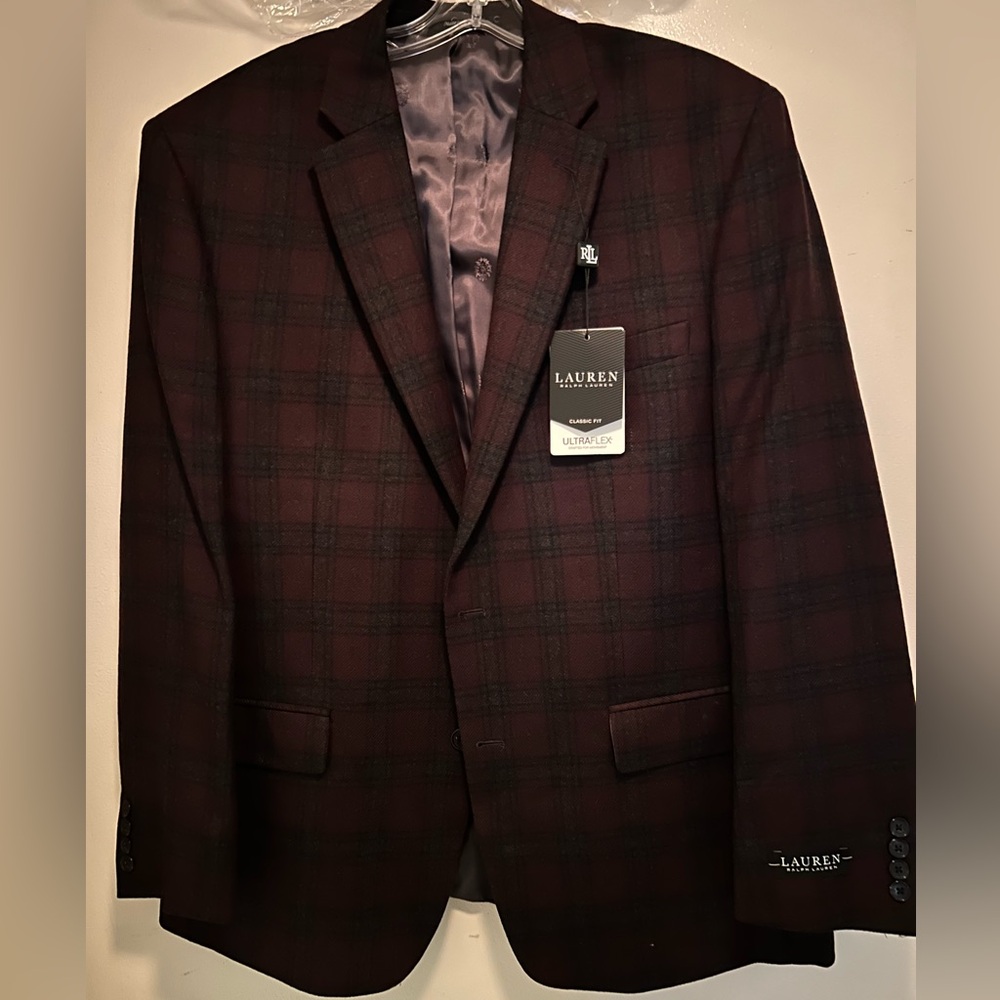 NEW-Lauren Ralph Lauren Burgundy Lexington Blazer - 46 Regular
$175